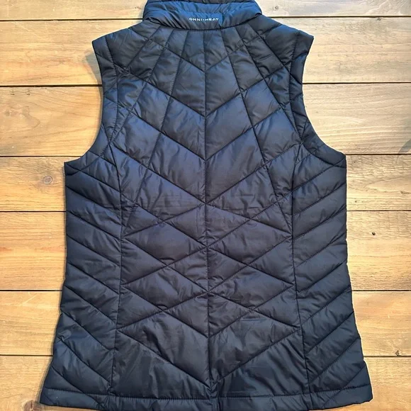Columbia Women's Black Puffer Vest - Picture 2 of 4